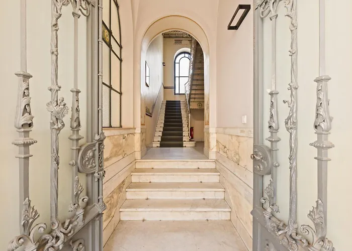 Apartament 1,399 Sq Ft Historic Landmark, Checkpoint Charlie