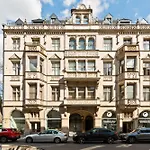 Апартаменты 1,399 Sq Ft Historic Landmark, Checkpoint Charlie