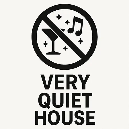 Apartment 1,399 Sq Ft Historic Landmark, Checkpoint Charlie