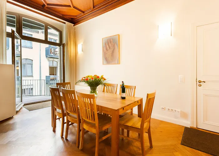 1,399 Sq Ft Historic Landmark, Checkpoint Charlie *