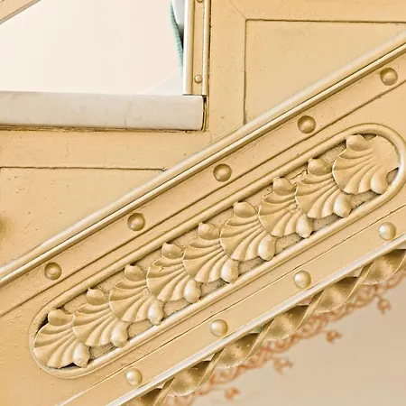 1,399 Sq Ft Historic Landmark, Checkpoint Charlie 아파트 베를린