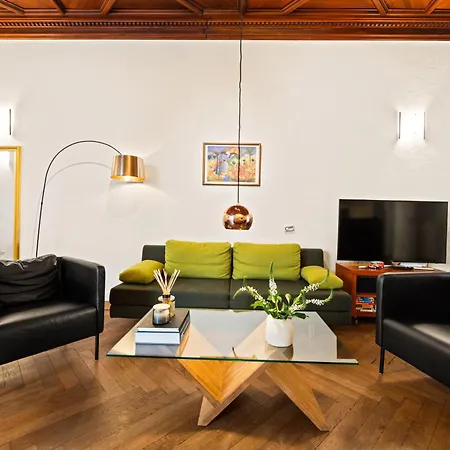 Aptc Downtown Monument4rent Near Checkpoint Charlie Apartment