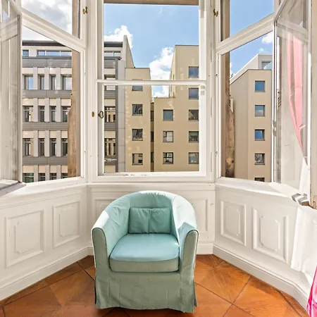 Aptc Downtown Monument4rent Near Checkpoint Charlie Apartment *
