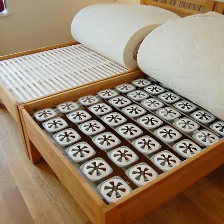 1,399 Sq Ft Historic Landmark, Checkpoint Charlie 베를린