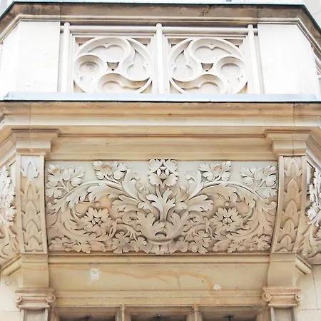 1,399 Sq Ft Historic Landmark, Checkpoint Charlie 아파트 베를린