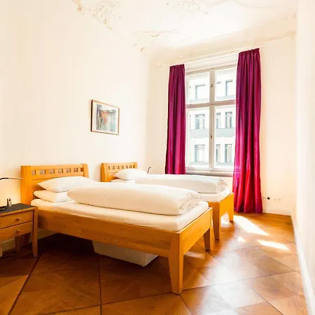 Aptc Downtown Monument4rent Near Checkpoint Charlie Appartamento *