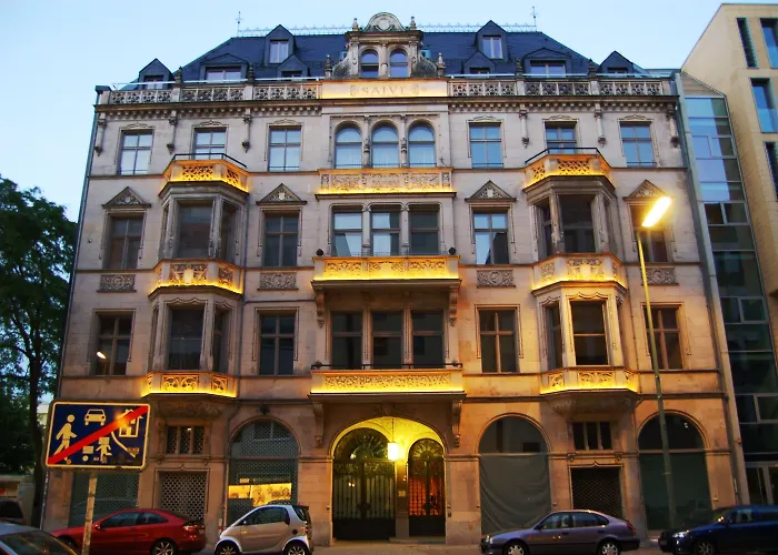 شقة 1,399 Sq Ft Historic Landmark, Checkpoint Charlie