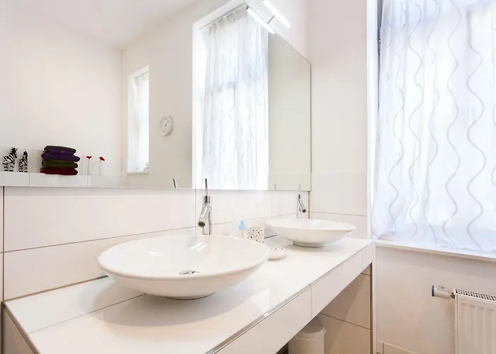 Apartamento 1,399 Sq Ft Historic Landmark, Checkpoint Charlie