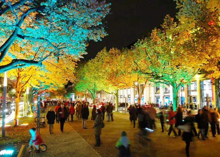 1,399 Sq Ft Historic Landmark, Checkpoint Charlie Daire *