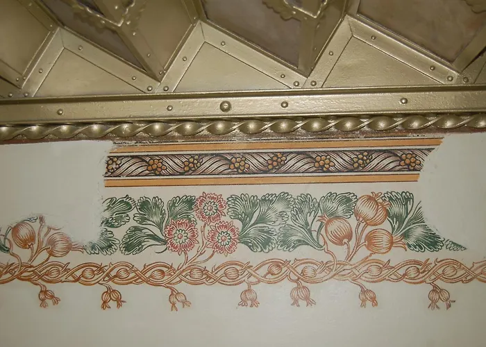 1,399 Sq Ft Historic Landmark, Checkpoint Charlie